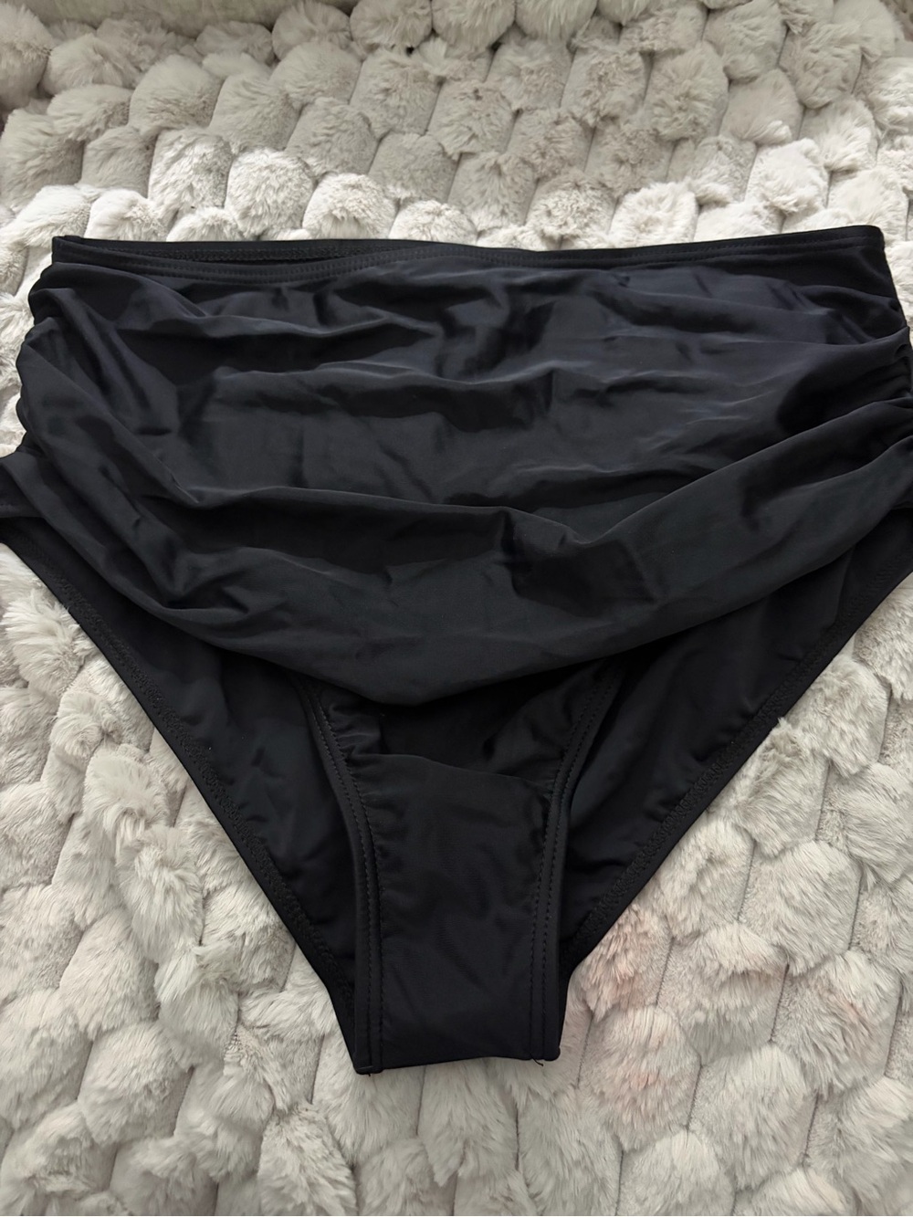 Black Women's High-Waist Swim Bottom Large